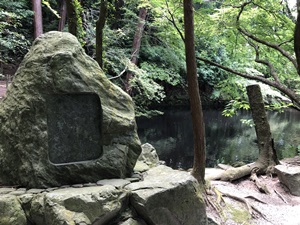 ご神鶏がお出迎えしてくれる神社をレポート【石上（いそのかみ）神宮】 御朱印や駐車場は？